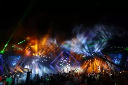 海上田园音乐嘉年华 米兰milanLED显示屏塑光影展魅力