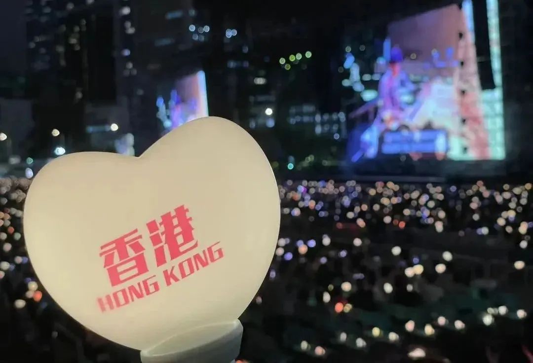 米兰milan爱心型荧光棒 荧光棒